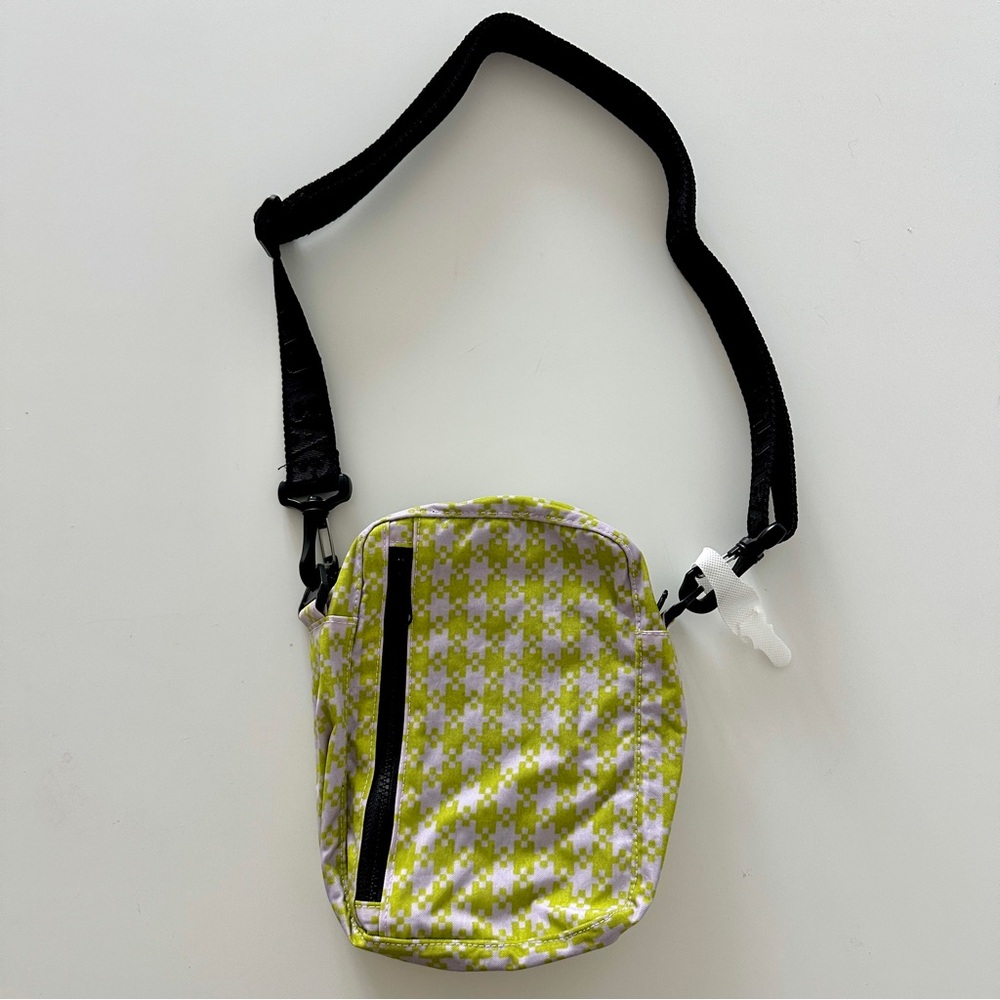 NWT BAGGU Pink Pixel Pistachio Gingham Sports Crossbody